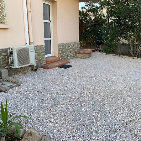 ארגלס-סור-מר Studio Avec Parking Et Exterieur A 2 Min De La Plage מראה חיצוני תמונה